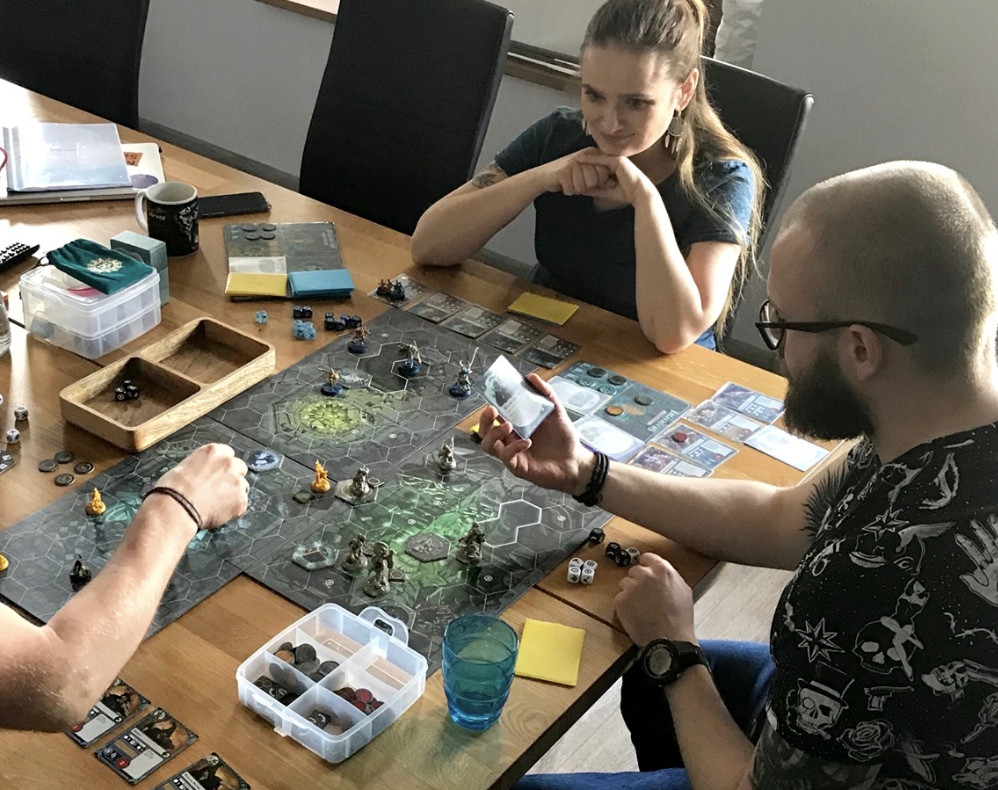 Gry i aktywności zespołu EENGINE
